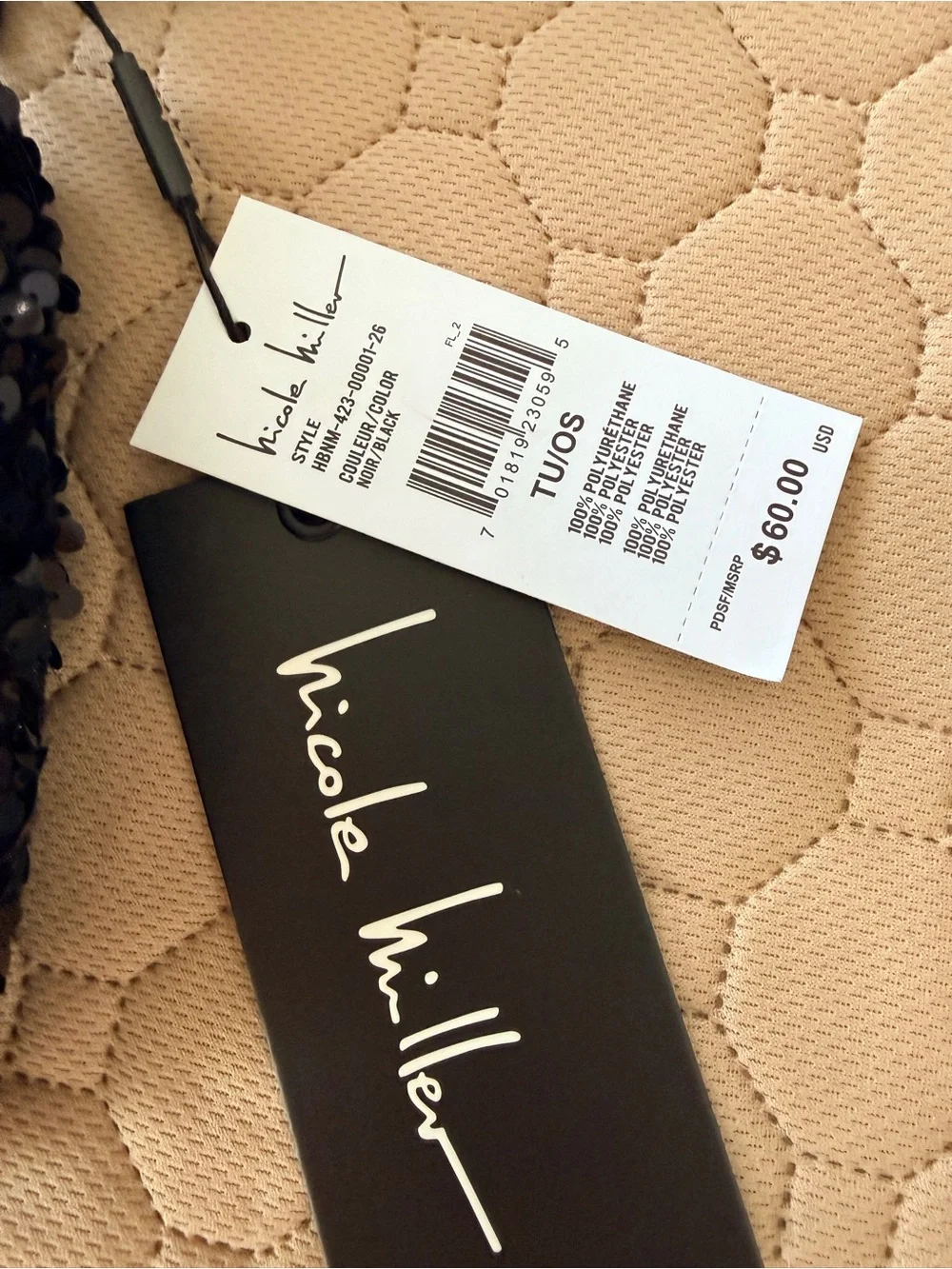 Nicole Miller NWT sequin &
Patent leather evening bag. 
Adjustable strap - Picture 6 of 13